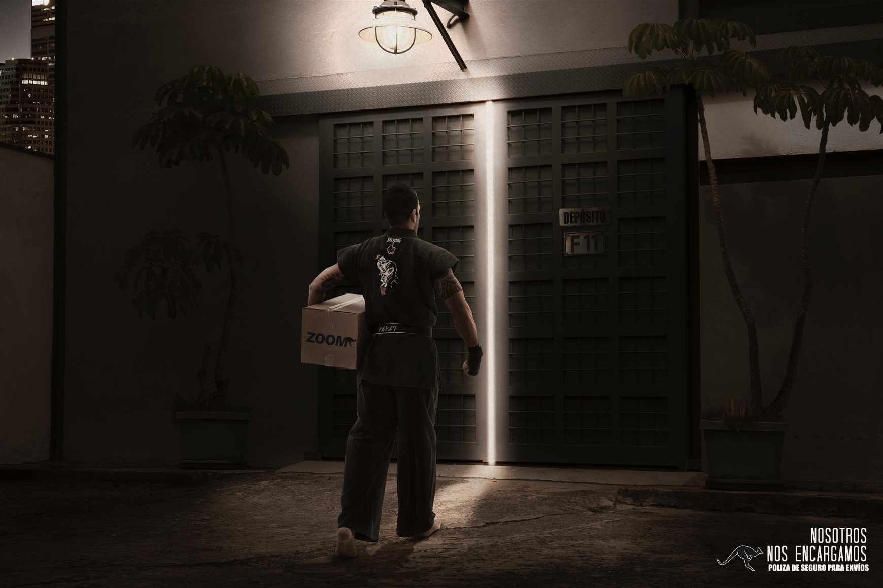 ZOOM 極速快遞平面廣告設(shè)計(jì)欣賞-搏擊人篇-上海廣告設(shè)計(jì)公司