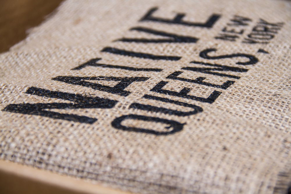 美國咖啡烘焙店Native Coffee Roasters 品牌形象設(shè)計(jì) 牛皮紙包裝設(shè)計(jì) 標(biāo)志設(shè)計(jì) 尚略中國品牌策劃與廣告公司