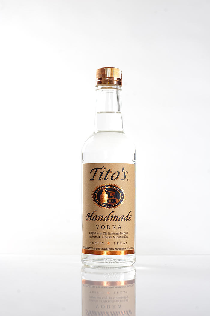 美國 Tito’s Handmade Vodka 伏特加酒包裝設計-尚略上海包裝設計公司