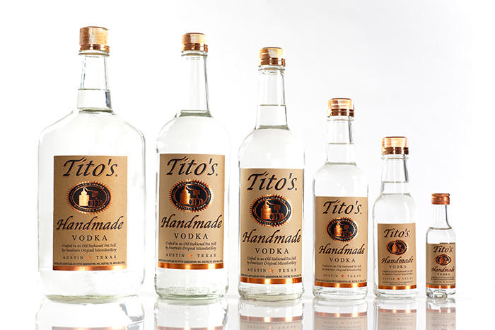 美國 Tito’s Handmade Vodka 伏特加酒包裝設計全家福-尚略上海包裝設計公司