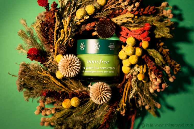 11上海包裝設計公司-韓國 Innisfree 女性化妝品護膚品品牌圣誕節日裝包裝設計