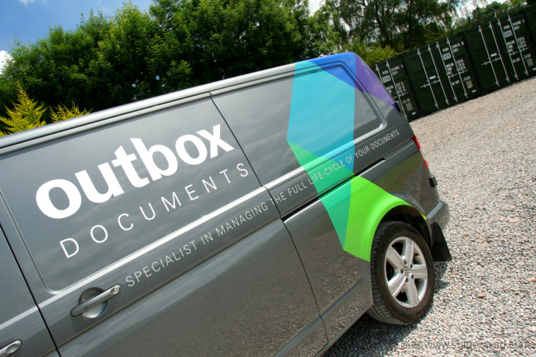 上海VI設(shè)計公司-Outbox 文件倉儲管理公司vi設(shè)計-汽車車身圖案設(shè)計26