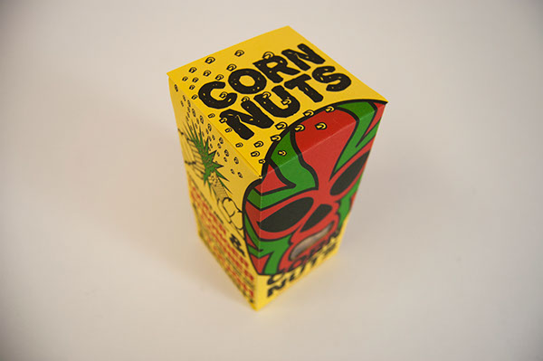 上海包裝設計公司分享：Corn Nuts 松子玉米小吃包裝設計3