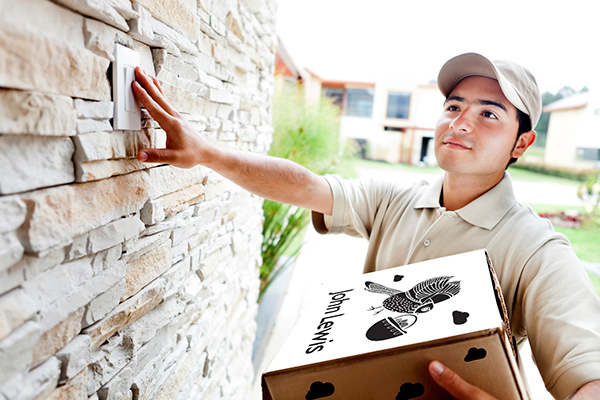 上海品牌策劃與包裝設(shè)計公司分享 John Lewis 快遞包裝箱包裝設(shè)計5