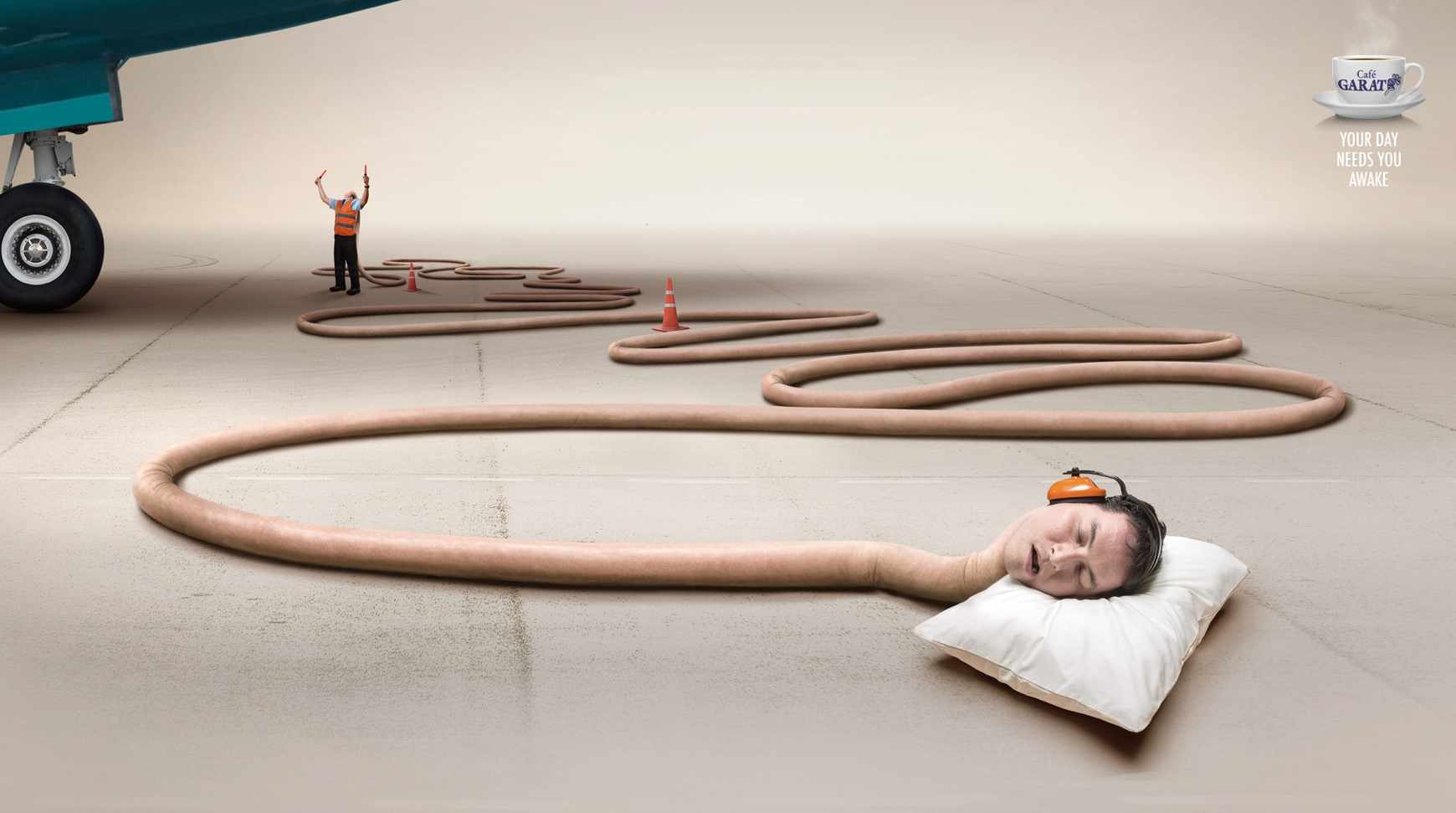 墨西哥Café Garat咖啡平面廣告創意設計-上海廣告設計公司廣告欣賞1-飛行員篇