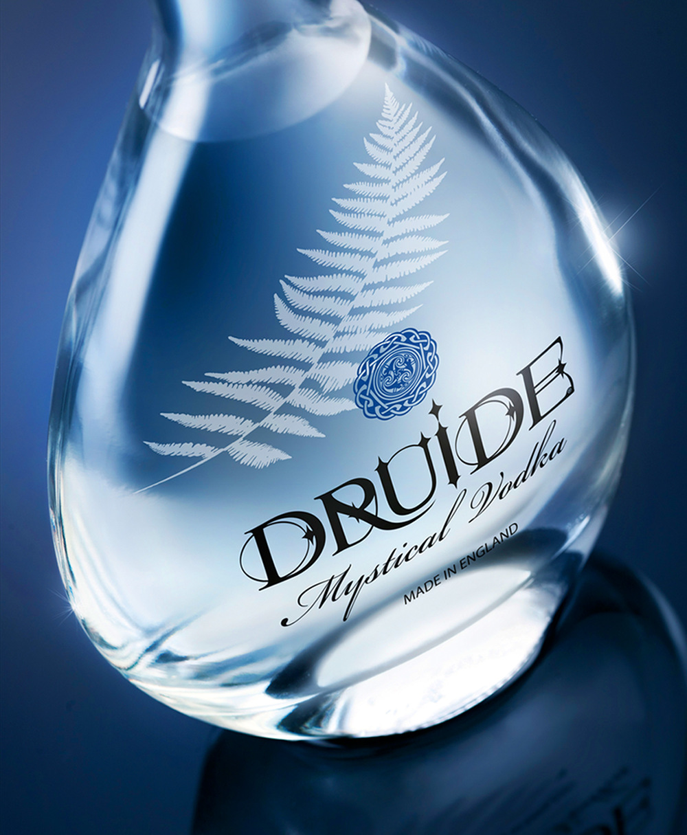 Druide伏特加酒品牌標志設計與瓶瓶型設計包裝設計3