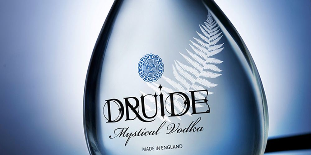 Druide伏特加酒品牌標志設計與瓶瓶型設計包裝設計1