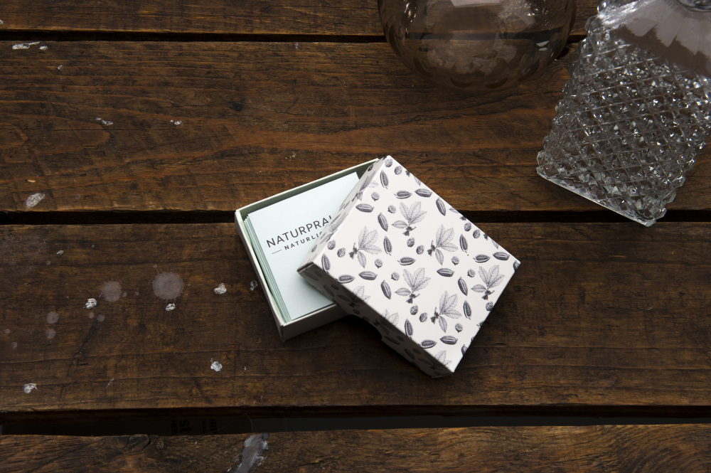 Naturpralinen 手工巧克力糖果手繪包裝設計4