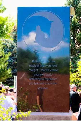 現實中的Arabian logo