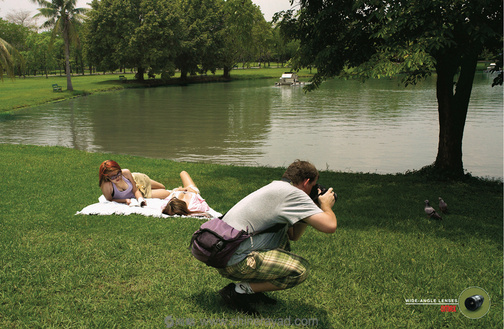 OMAX相機(jī)廣角鏡頭平面廣告2