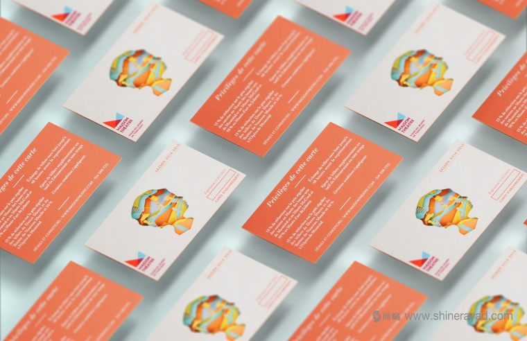 上海畫冊設計公司設計欣賞：Maison劇院兒童劇創意宣傳畫冊設計鏤空版2