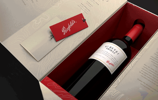 紅酒包裝設計。3D建模和渲染里昂視覺效果