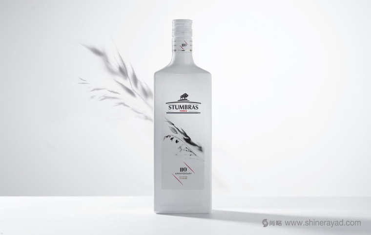 STUMBRAS 110周年限量版伏特加酒包裝設計—上海包裝設計公司國外包裝欣賞