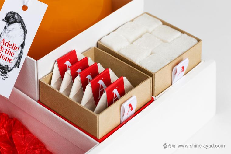 Adelie & the Stone 購(gòu)物中心節(jié)日品牌形象設(shè)計(jì)與插畫(huà)禮品包裝設(shè)計(jì)