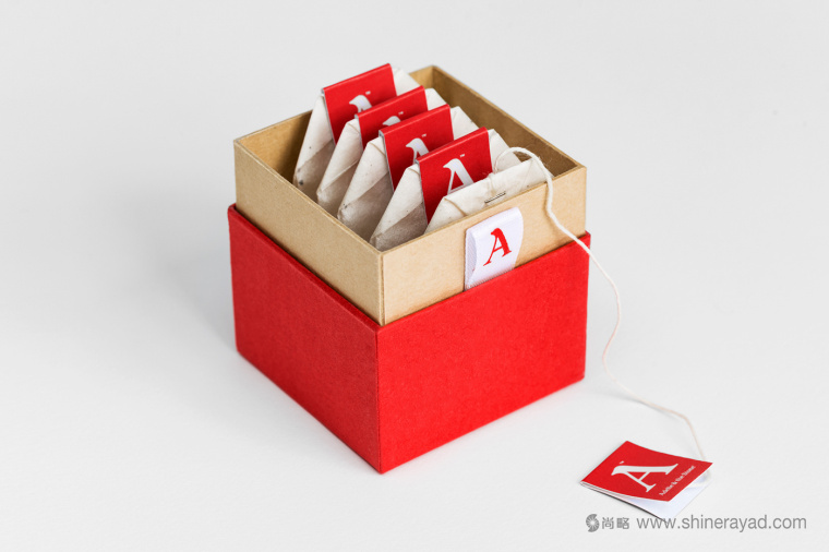 Adelie & the Stone 購(gòu)物中心節(jié)日品牌形象設(shè)計(jì)與插畫(huà)禮品包裝設(shè)計(jì)