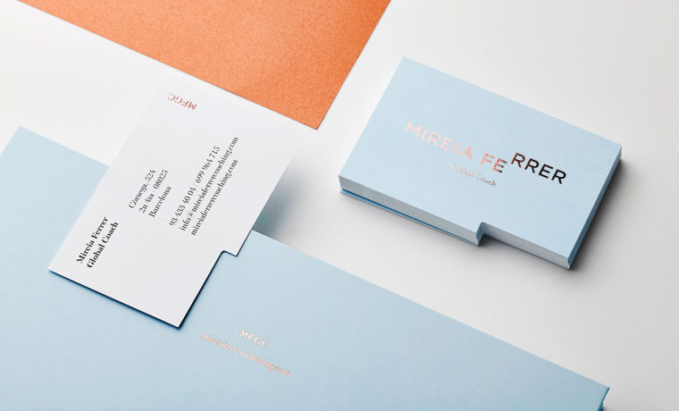 尊貴而優雅的生活教練Mireia Ferrer品牌VI形象設計-名片設計