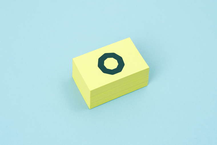 銀行品牌Holvi視覺形象VI設(shè)計，被圓角軟化的多邊形創(chuàng)意