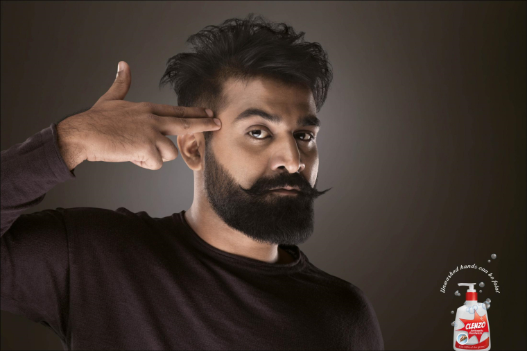 印度Clenzo洗手液平面創意廣告“致命的手”-上海廣告創意設計公司