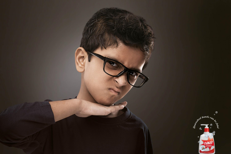 Clenzo洗手液平面創意廣告“致命的手”-上海廣告創意設計公司