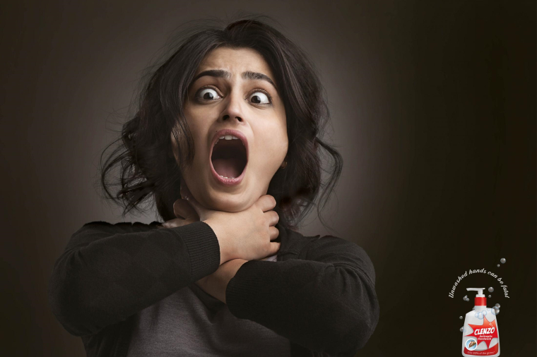 Clenzo洗手液平面創意廣告“致命的手”-上海廣告創意設計公司