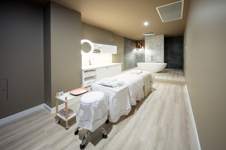 Anna Jo 醫療美容機構店鋪空間裝修布置設計-上海尚略品牌設計公司