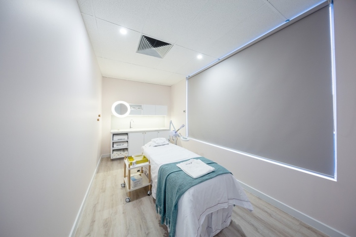 Anna Jo 醫療美容機構店鋪空間裝修布置設計-上海尚略品牌設計公司