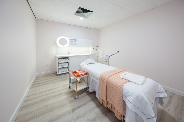 Anna Jo 醫療美容機構店鋪空間裝修布置設計-上海尚略品牌設計公司