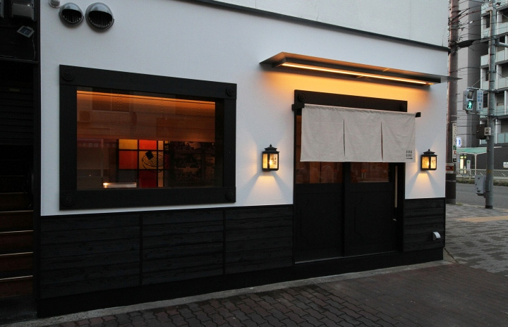 日本大阪KURAGANE拉面酒吧店鋪空間形象設(shè)計(jì)-上海餐飲品牌設(shè)計(jì)公司分享