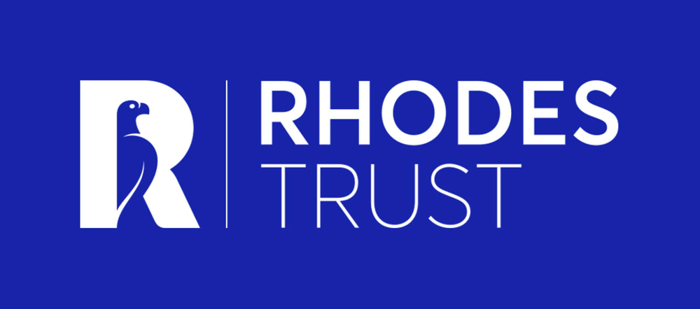 英國羅德信托品牌視覺形象-R字母與鳥圖案正負(fù)形LOGO設(shè)計(jì)-上海LOGO設(shè)計(jì)公司