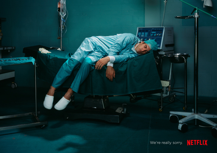 Netflix在線影片租賃平面廣告創意設計“手術篇“-上海平面廣告策劃設計公司