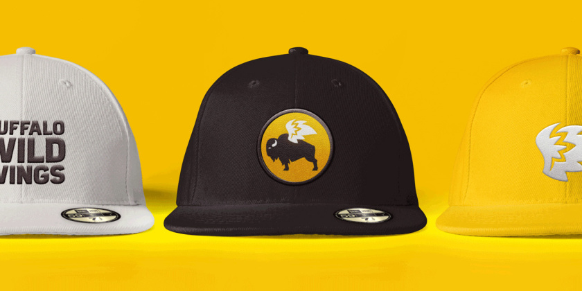 Buffalo Wild Wings體育酒吧新logo設計，帶翅膀的水牛形象