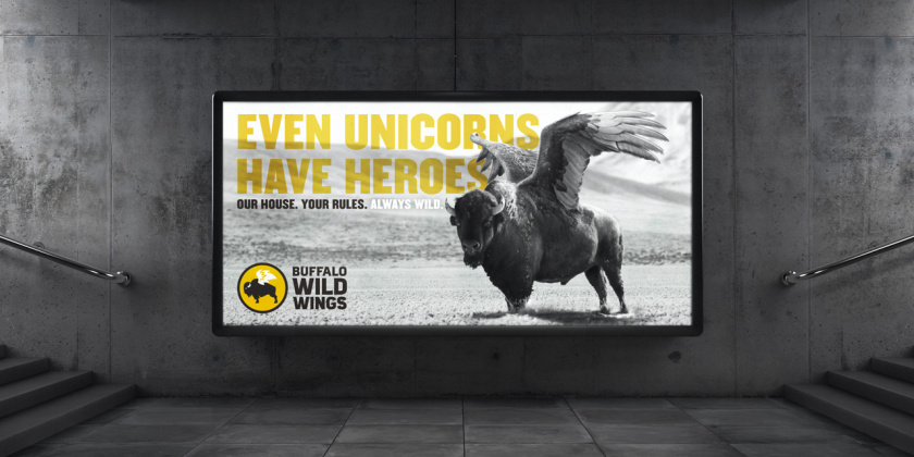 Buffalo Wild Wings體育酒吧新logo設計，帶翅膀的水牛形象