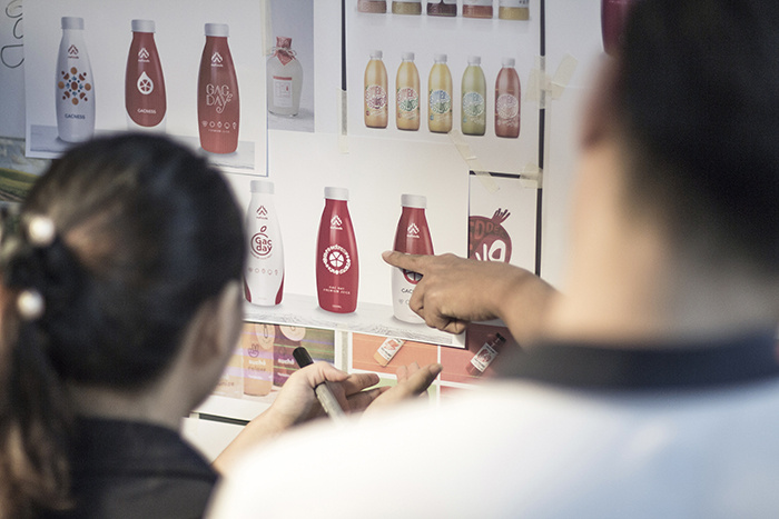 紅白相間風格GacDay營養保健品品牌設計包裝設計