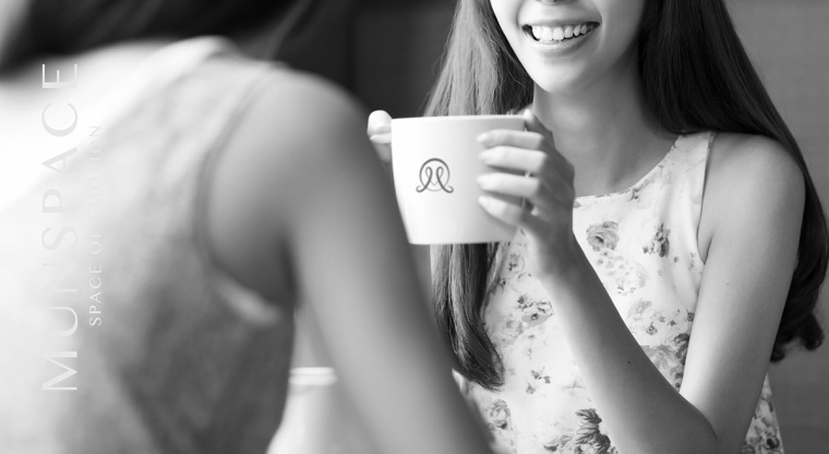 MUNSPACE咖啡（店）品牌形象設計logo設計，簡約心形符號+字母M