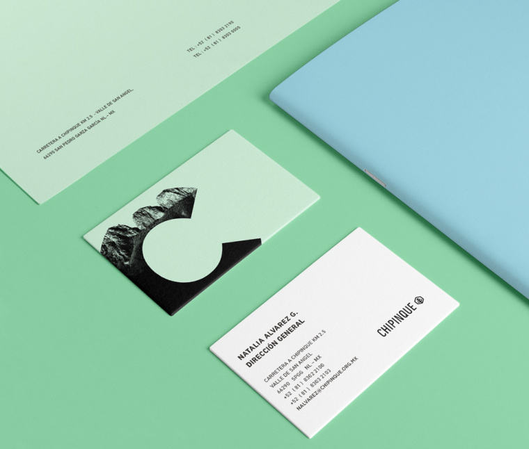 Chipinque生態公園品牌形象VI設計logo設計，字母C上融合了山頂的照片