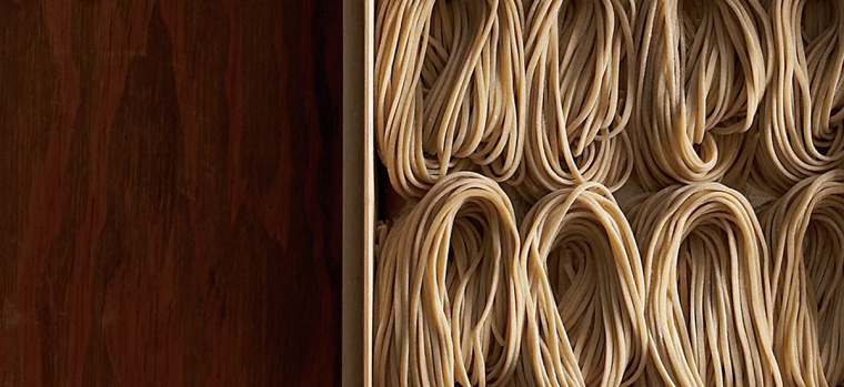 Soba 面館餐飲宣傳畫冊設(shè)計，東方日式藝術(shù)風(fēng)格