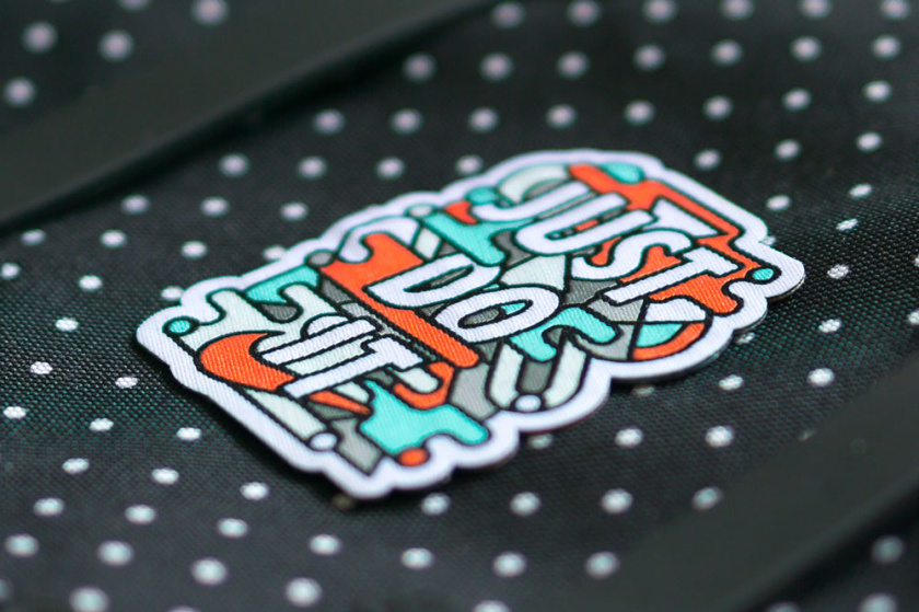 美麗和創(chuàng)意的平面設計想法-耐克學校卡通貼紙設計