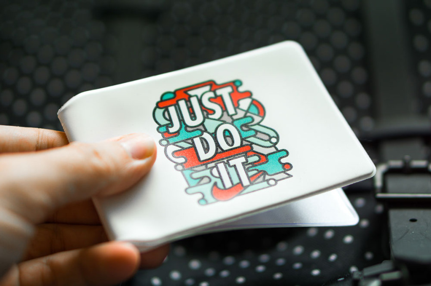 美麗和創(chuàng)意的平面設計想法-耐克學校卡通貼紙設計