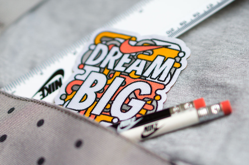 美麗和創(chuàng)意的平面設計想法-耐克學校卡通貼紙設計