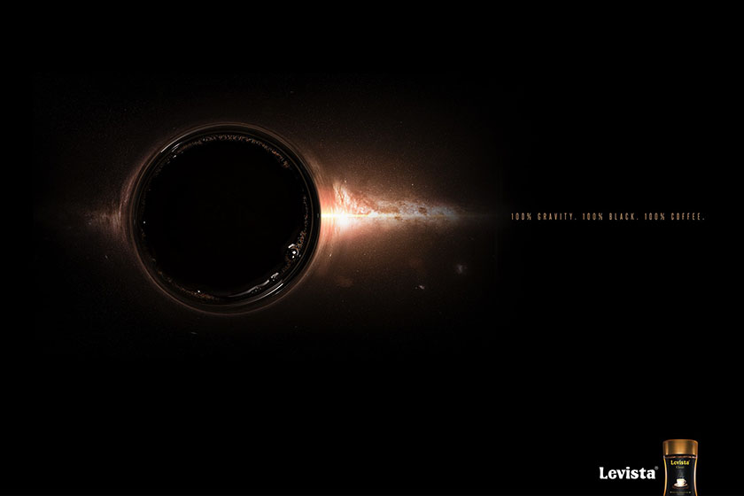 Levista速溶黑咖啡廣告設計，僅一眼被吸入黑洞中無法自拔
