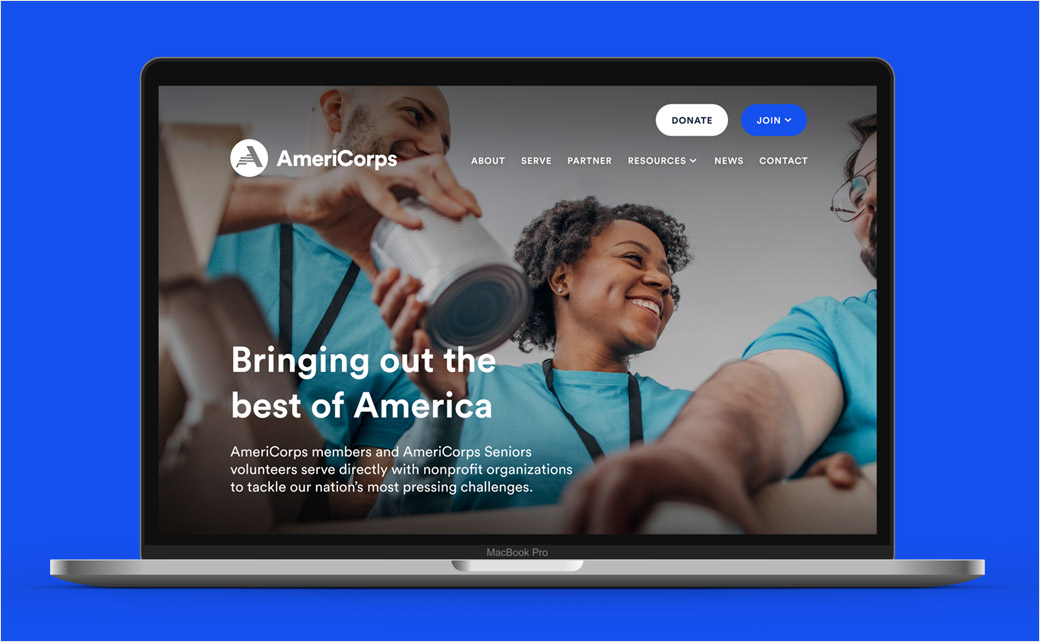 AmeriCorps 美國國家社區服務公司品牌logo設計與vi設計，字母A+美國國旗