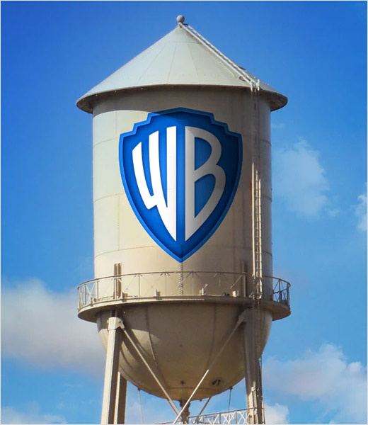 美國電影制片廠華納兄弟新logo設(shè)計(jì)，更明亮的藍(lán)色盾牌