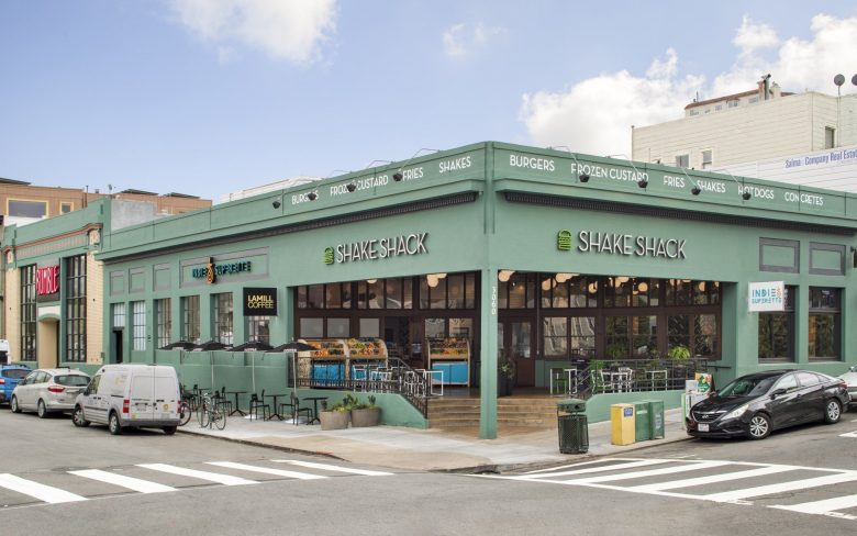 MBH Architects熱帶靈感原木風(fēng)格零售便利店店鋪店面空間設(shè)計(jì)