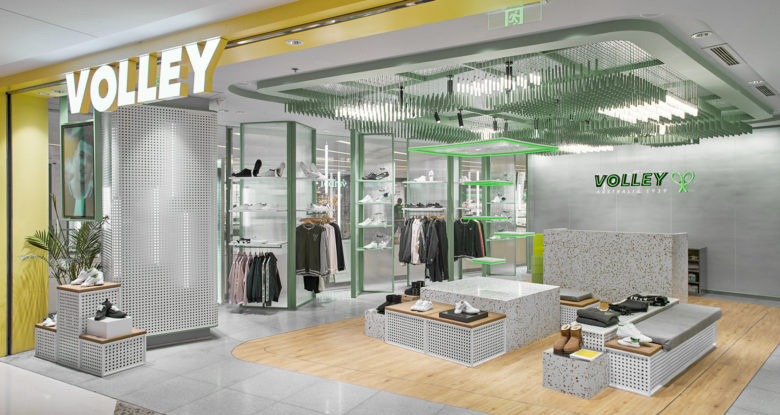 volley 休閑運動鞋專賣店店鋪空間設(shè)計，活力綠色+通透玻璃貨架設(shè)計