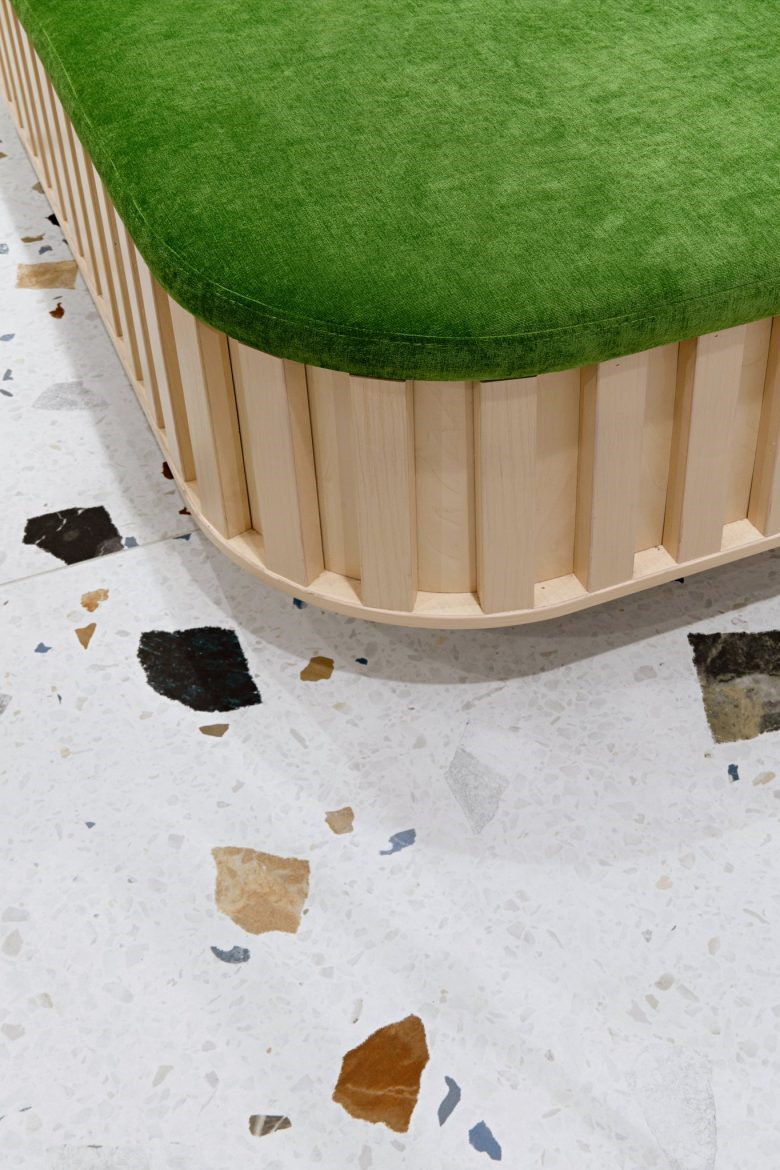 莫斯科“ Kotofey”兒童青少年鞋類品牌旗艦店店鋪室內(nèi)空間設(shè)計