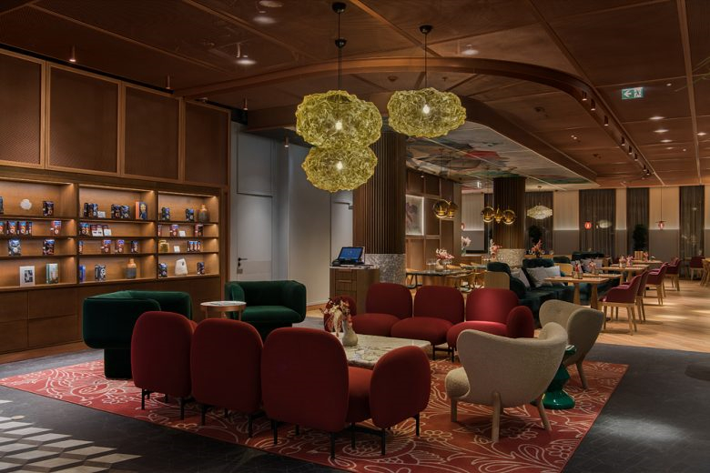 高級沙加爾餐廳餐飲室內空間設計，藝術與奢華風格