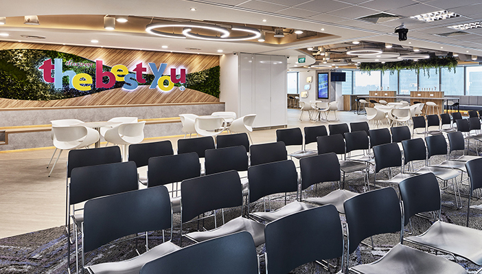 如新保健品新加坡體驗中心展廳空間設計，以科技和互動元素使品牌栩栩如生