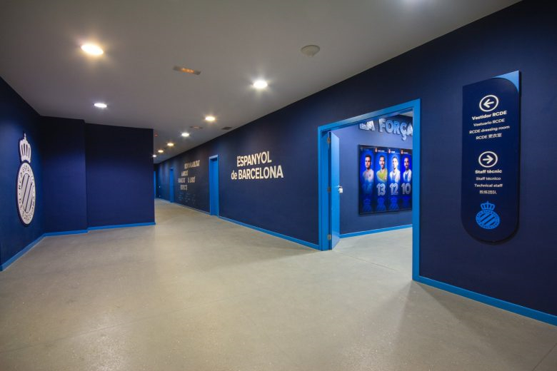 西班牙皇家馬德里球隊球員更衣室空間設(shè)計