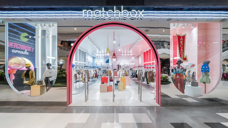 Matchbox時尚潮流服飾商店店鋪空間設計，90年代街機游戲風格