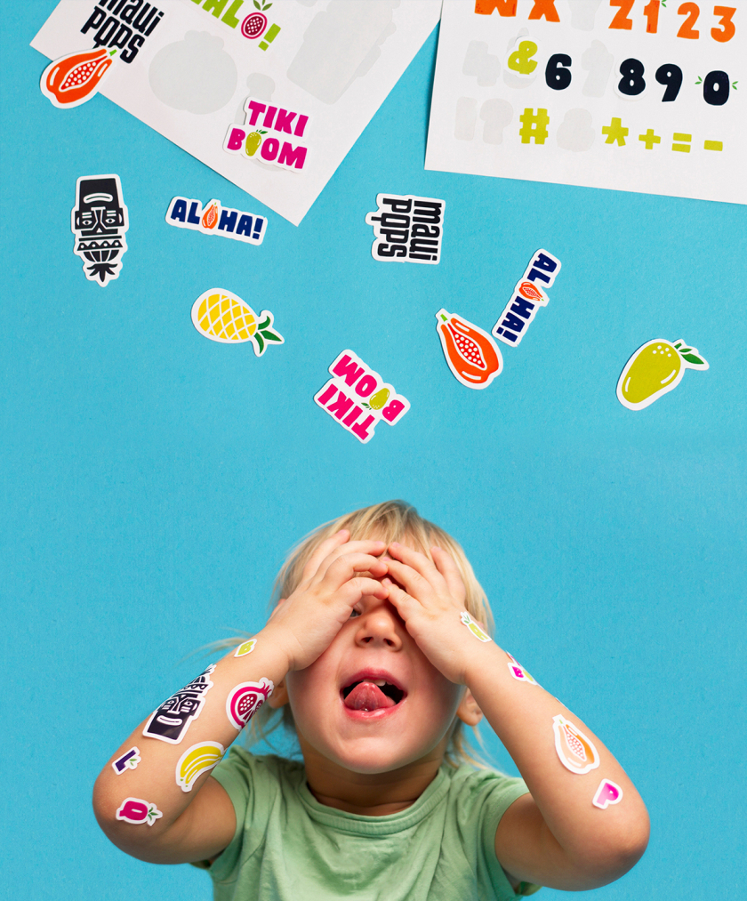 Maui Pops 冰淇淋店品牌logo設計店鋪室內設計，活潑的夏威夷風格